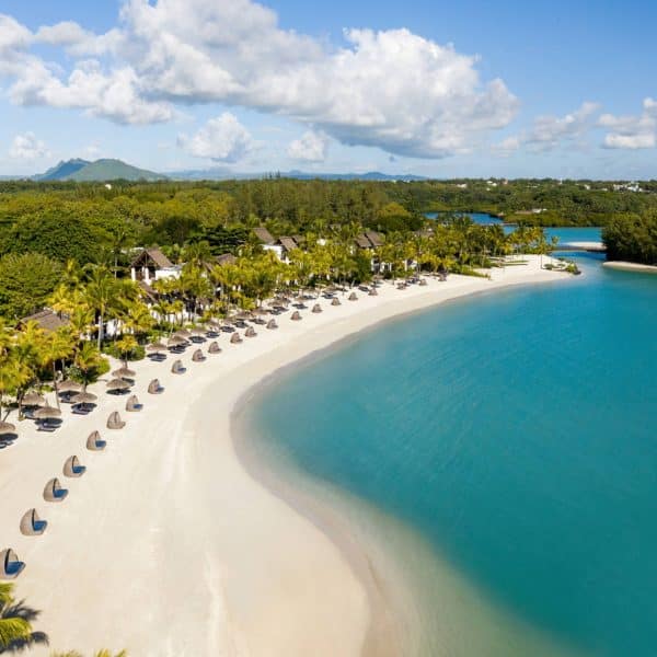Hisbiscus Wing Beach, Shangri-La Le Touessrok, Mauritius - Susie Freeman Travel