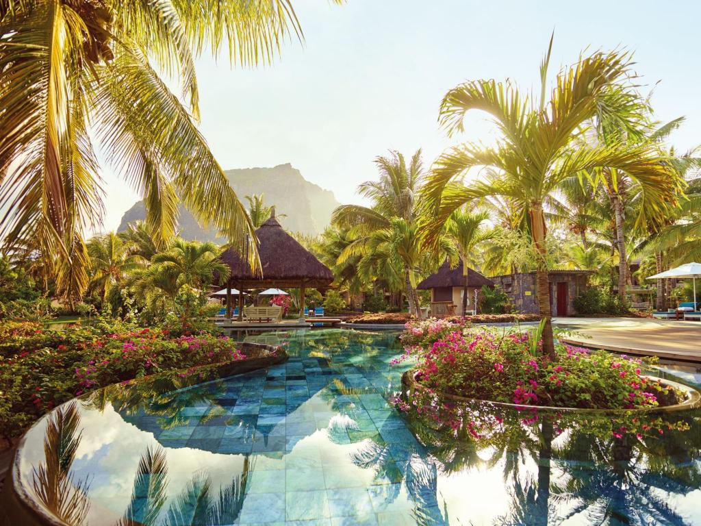 LUX* LE MORNE