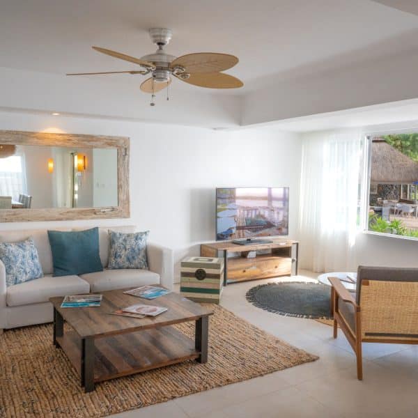 Seapoint - Coin de Mire Villa- living area Susie Freeman Travel