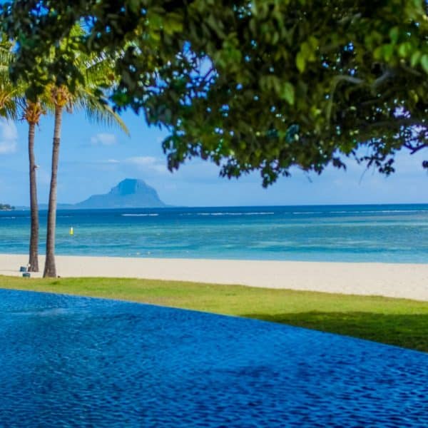 Beach Maradiva Villas Susie Freeman Travel