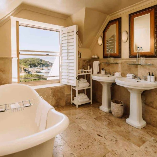 Birkenhead House Bathroom Room 1